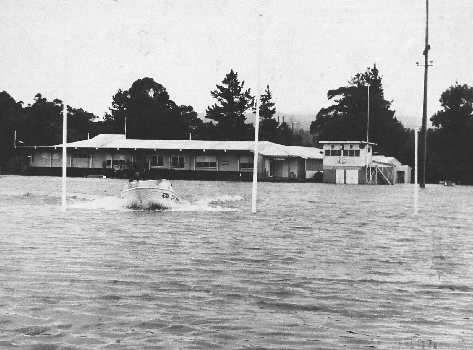 YALLOURN A PLANNED TOWN 1920s1983 Part 2 (supplied by the